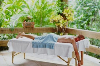 Vata, Pitta, Kapha - mit Ayurveda-Massagen im Gleichgewicht